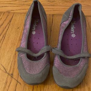 Worn-Skechers sparkly Mary janes size 7